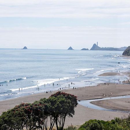Oakura Beach Front Apartments 외부 사진