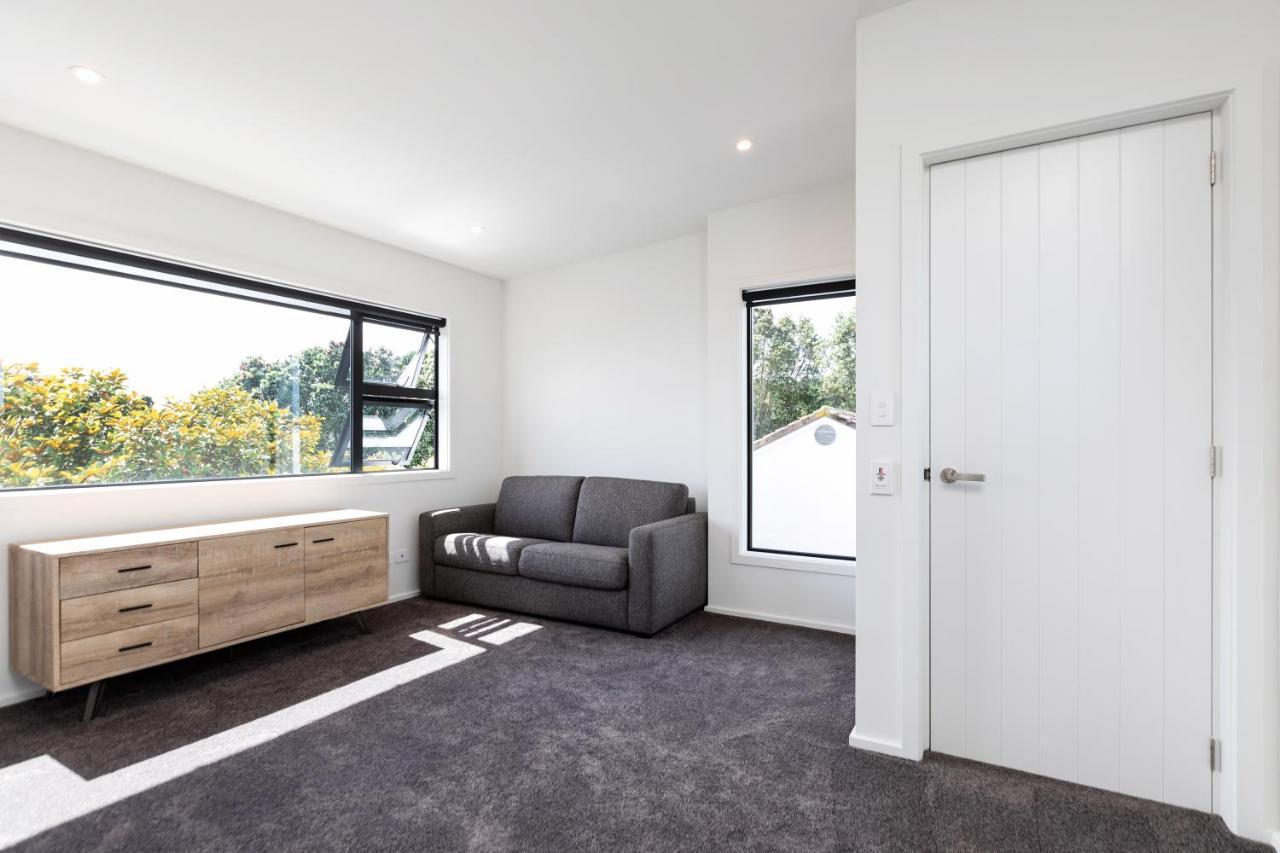 Oakura Beach Front Apartments 외부 사진