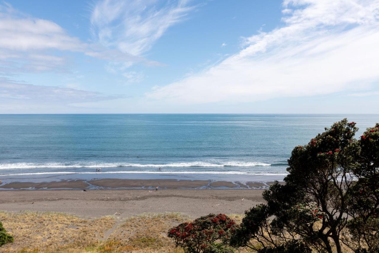 Oakura Beach Front Apartments 외부 사진