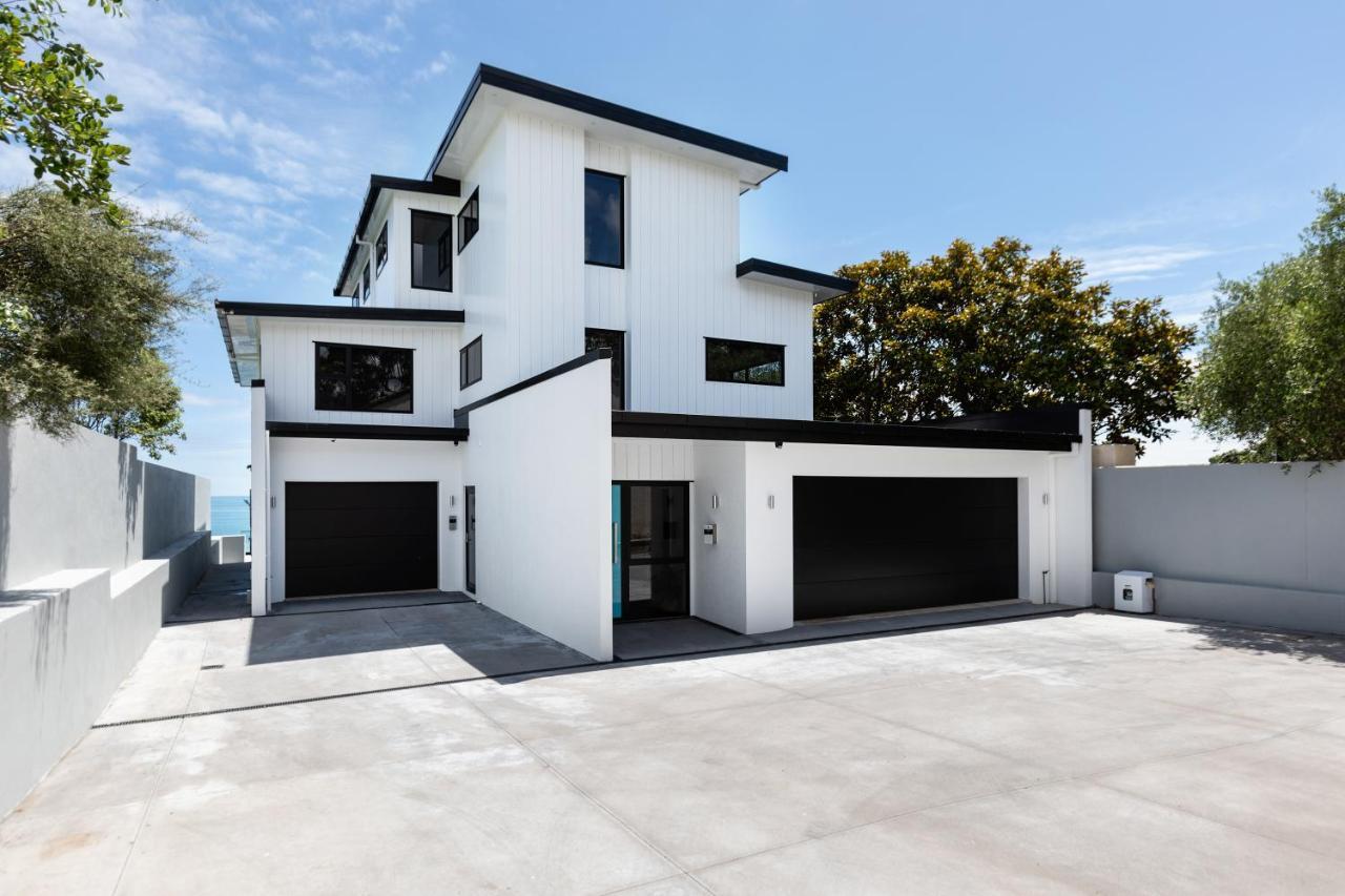 Oakura Beach Front Apartments 외부 사진