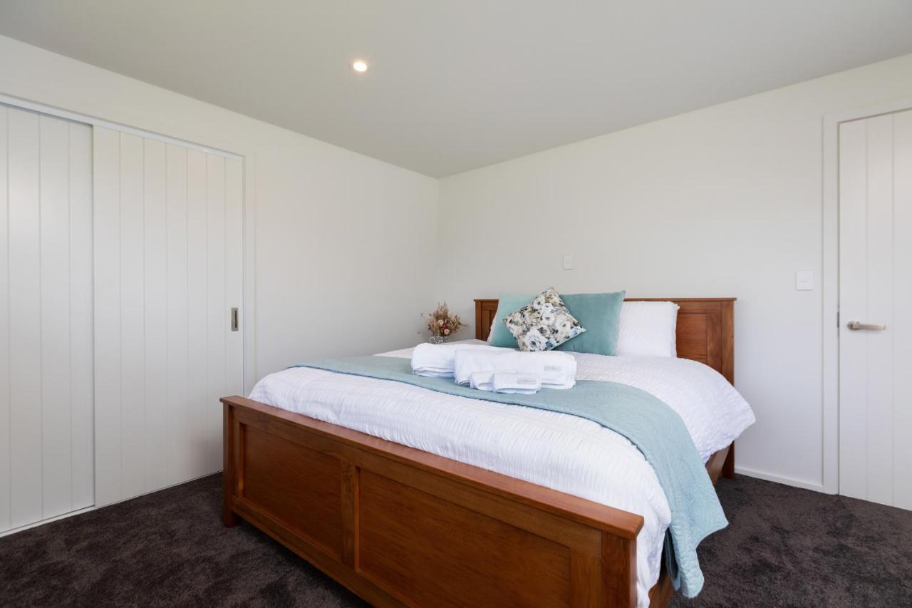 Oakura Beach Front Apartments 외부 사진