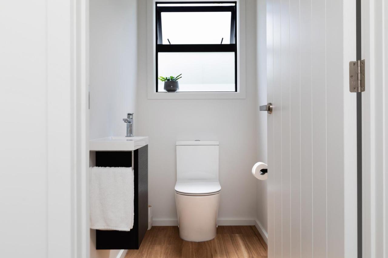 Oakura Beach Front Apartments 외부 사진