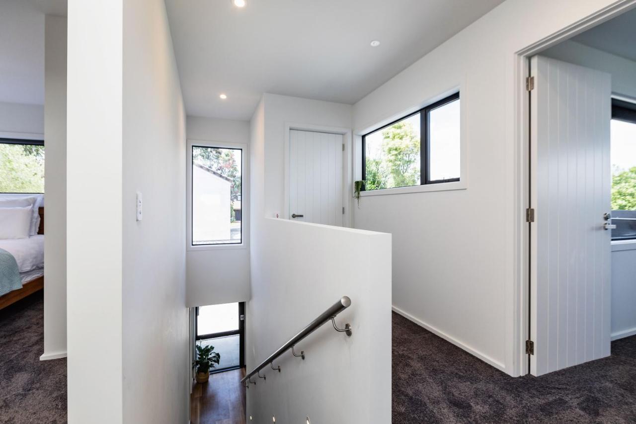 Oakura Beach Front Apartments 외부 사진