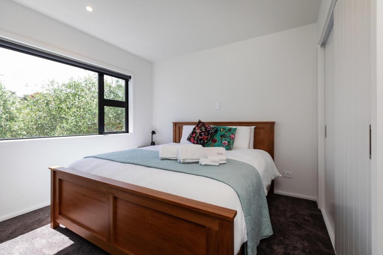 Oakura Beach Front Apartments 외부 사진